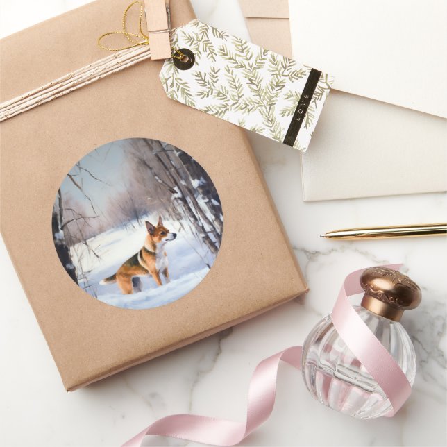 Sticker Rond Basenji Qu'il neige Noël (Cadeaux)