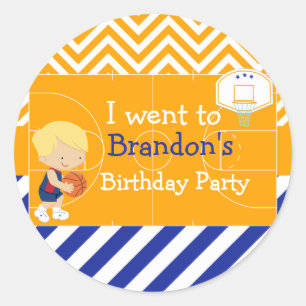 Sticker Rond Basketball Cute Blonde Hair Boy 'I'allé à