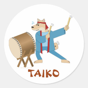 Sticker Rond Batteur de Taiko de chien de bande dessinée de