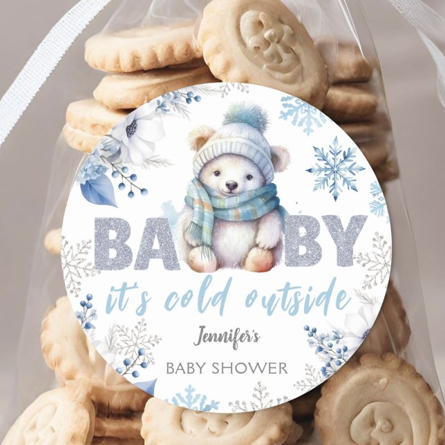Sticker Rond Bébé c'est froid dehors mignon Baby shower d'hiver (Créateur téléchargé)