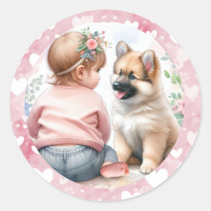 Sticker Rond Bébé fille et Baby shower rose chiot