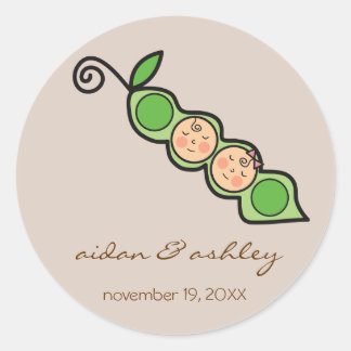 Sticker Rond Bébé mignon garçon et fille Jumeaux pois dans un S