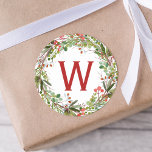 Sticker Rond Belle aquarelle Wreath hiver Noël<br><div class="desc">Aquarelle peinte de baies rouge-vert et branches hiver autocollant de couronne de Noël. Personnalisable !</div>