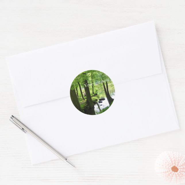 Sticker Rond Belle photo de paysage forestier (Enveloppe)