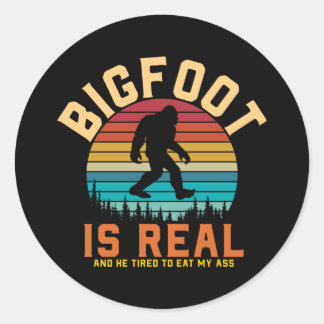 Sticker Rond Bigfoot est réel | Design rétro Bigfoot