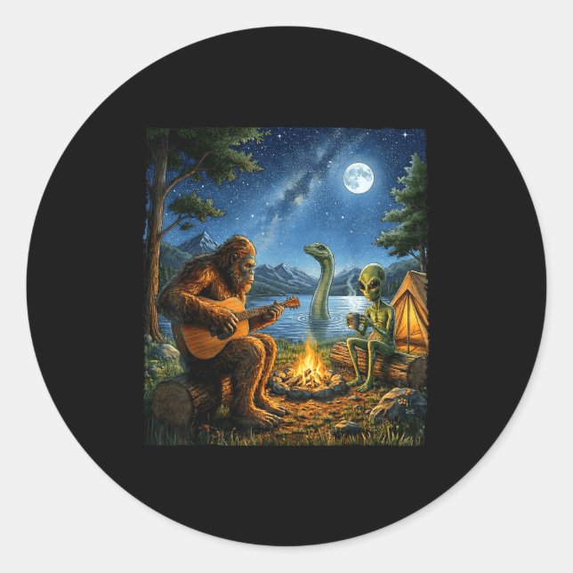 Sticker Rond Bigfoot et Alien Loch Ness Feu de camp Sasquatch A (Devant)