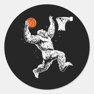 Sticker Rond Bigfoot jouant au baseball Sasquatch drôle de bask