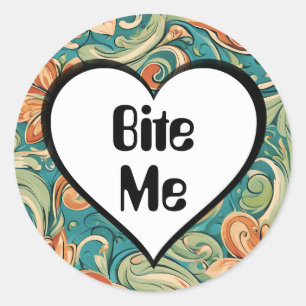 Sticker Rond Bite Me Funny Heart Tourbillonnant Retro Design