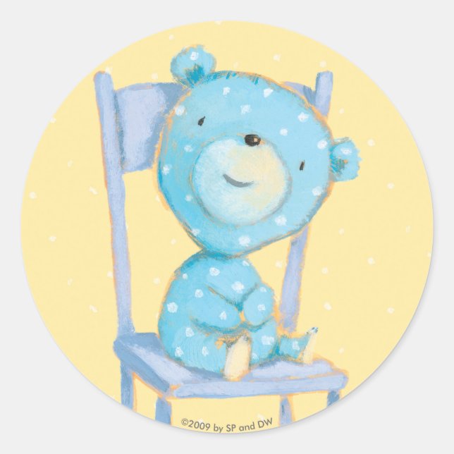 Sticker Rond Bleu Calico Ours sourire sur la chaise (Devant)