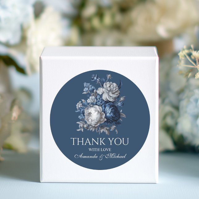 Sticker Rond Blues modernes et Mariage floral gris (Modern Blues & Gray Floral Wedding Classic Round Sticker)