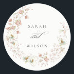 Sticker Rond Blush White Rustic Meadow Floral Wreath Mariage<br><div class="desc">Si vous avez besoin d'une personnalisation supplémentaire,  n'hésitez pas à m'envoyer un message sur yellowfebstudio@gmail.com .</div>
