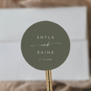 Sticker Rond Boho Chic Olive Green Names Enveloppe Phoques
