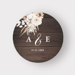 Sticker Rond Boho Rustic Fall Flowers Mariage<br><div class="desc">Ajoutez une touche d'élégance rustique à votre mariage avec nos autocollants magnifiquement conçus, parfaits pour sceller des enveloppes ou ajouter une touche personnalisée à vos faveurs de mariage. Ces autocollants arborent un charmant arrière - plan rustique en bois, évoquant la chaleur et la beauté naturelle d'un cadre rural. Le dessus...</div>