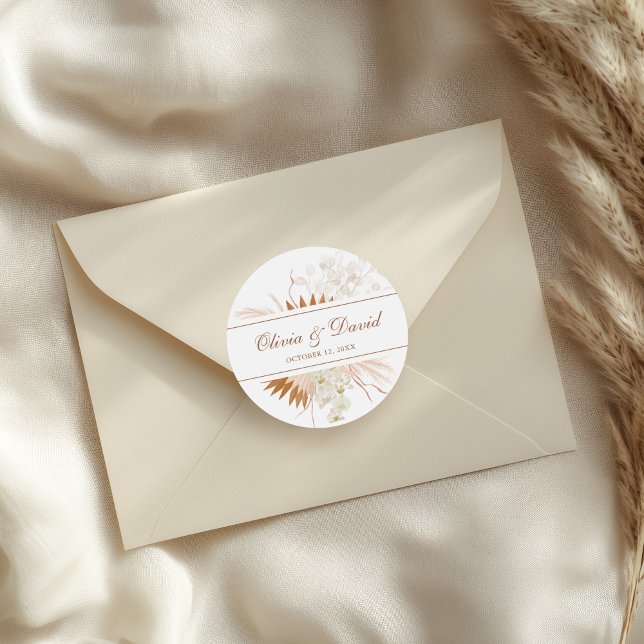 Sticker Rond Boho Terracotta Pampas Grass Orchid Mariage (Boho Terracotta Pampas Grass Orchid Wedding Classic Round Sticker on a wedding envelope.)