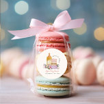 Sticker Rond Bonjour Bébé Français Macarons & Baby shower du la<br><div class="desc">Bonjour Bébé Macarons français & baby shower à thème au lait avec illustration de biberon avec une pile de trois macarons au design floral.</div>