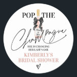 Sticker Rond Brouiller Pop La Fête des mariées Champagne<br><div class="desc">Pop The Champagne She's Changing Her Last Name! Fêtez la future mariée alors qu'elle se lance dans un nouveau chapitre ! Utilisez ces autocollants pour vos faveurs de fête pour ajouter une personnalisation spéciale à votre événement!</div>