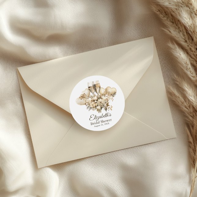 Sticker Rond Brunch et Champagne Pétillant Fleurs Réception de  (Brunch and Bubbly Champagne Flowers Bridal Shower Classic Round Sticker on an envelope.)