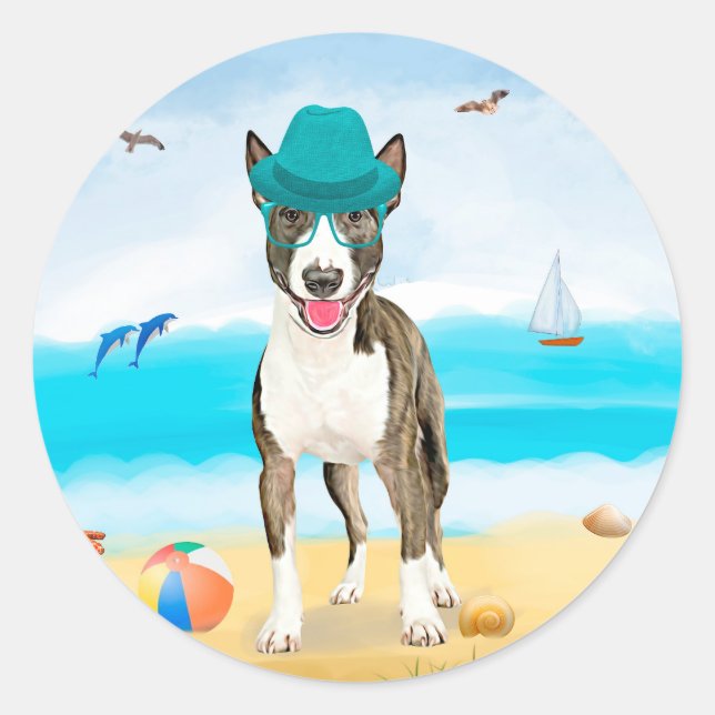 Sticker Rond Bull Terrier sur la plage (Devant)
