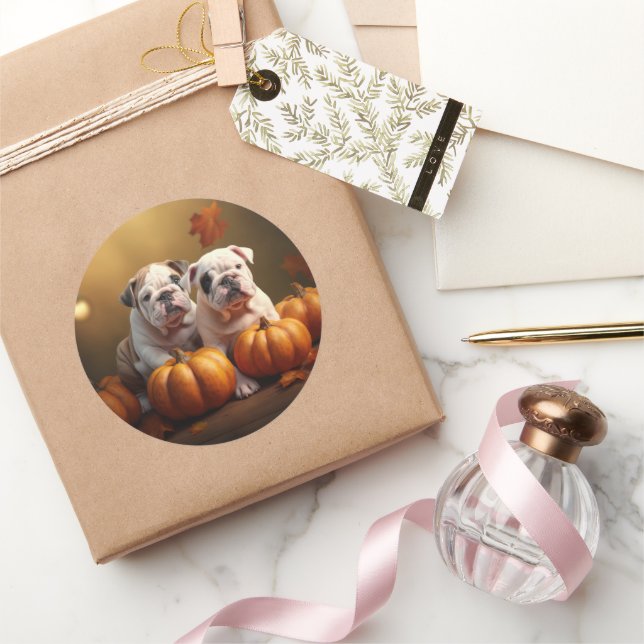 Sticker Rond Bulldog Chiot Automne Citrouille de plaisir (Cadeaux)