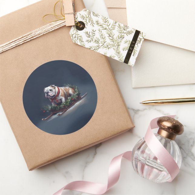 Sticker Rond Bulldog Noël neige hiver (Cadeaux)