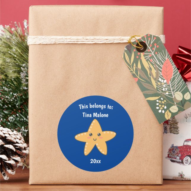 Sticker Rond Ça appartient à la famille de retour à l'école Sta (vacances)