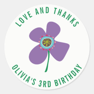 Sticker Rond Cadeau de fête de fille avec une marguerite violet
