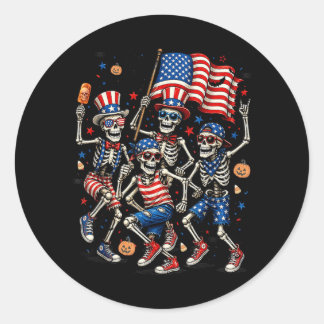 Sticker Rond Cadeau drôle et effrayant de skeletons patriotique