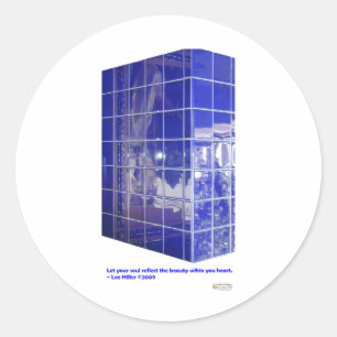Sticker Rond Cadeaux de réflexion de carreaux bleus de Hot Spri