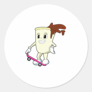 Sticker Rond Café en patinage avec skateboard