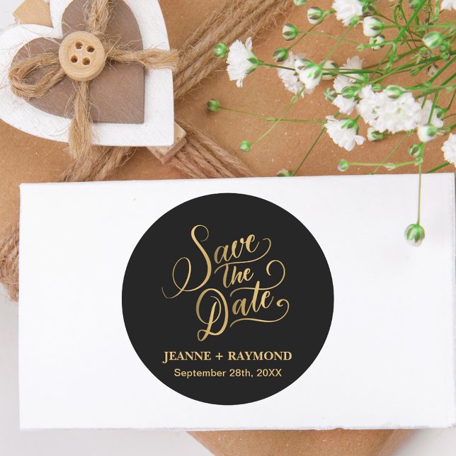 Sticker Rond Calligraphie Romantique Noir Dorure à Froid Carte  (Calligraphy save the date sticker brings timeless beauty to invitation envelopes.)