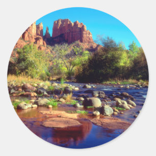 Sticker Rond Cathedral Rock se reflétant dans Oak Creek
