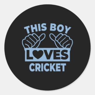 Sticker Rond Ce garçon aime le cricket - Joueur de cricket