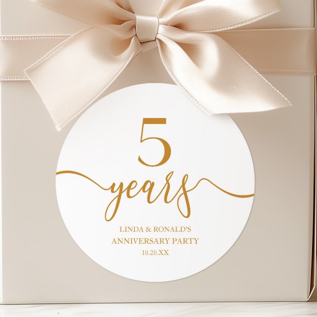 Sticker Rond Célèbre 5e Anniversaire de Mariage au Champagne (Créateur téléchargé)