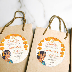 Sticker Rond Cérémonie de la demi-Saree mignonne fille indienne