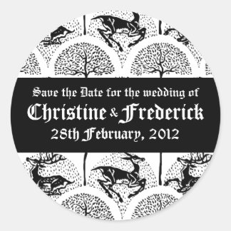 Sticker Rond Cerfs médiévaux et arbres, enregistrer les autocol