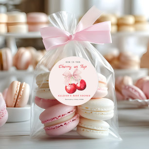 Sticker Rond Cerise sucrée sur le Baby shower supérieur fille