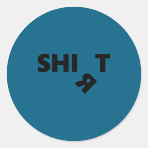 Sticker Rond C'est drôle – humour de mème de mot divisé cadeau