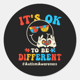 Sticker Rond C'est Ok Pour Différent Autisme Groovy Sourire Vis