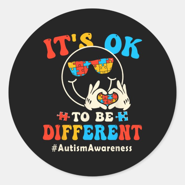 Sticker Rond C'est Ok Pour Différent Autisme Groovy Sourire Vis (Devant)