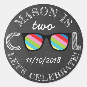 Sticker Rond Chalkboard Deux Cool Deux Ans Anniversaire