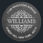 Sticker Rond Chalkboard Orneleurs Fils Personnalisés Adresse de<br><div class="desc">Ajoutez facilement votre adresse de retour en utilisant ces autocollants simples mais très tendance. Ce design unique comprend votre nom et votre adresse à l'intérieur d'un autocollant en forme de cercle avec un design tendance orné.</div>