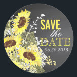 Sticker Rond Chalkboard Sunflower Rustic Enregistrer la date Ét<br><div class="desc">Chalkboard et bouquet de tournesol mariage rustique enregistrer la date étiquette.</div>