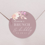 Sticker Rond Champagne Pink Floral Bridal Brunch et Bubbly<br><div class="desc">Autocollants de douche nuptiale sur mesure avec typographie élégante au design floral rosé de champagne.</div>