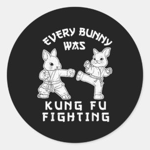 Sticker Rond Chaque lapin faisait du kung fu pour une Pâques dr