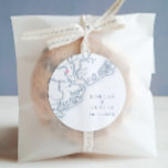 Sticker Rond Charleston SC Carte Elégant Dusty Blue Wedding Fav<br><div class="desc">Ajoutez une touche de charme à vos faveurs de mariage Charleston avec ces élégants autocollants bleus poussiéreux sur le thème de la carte en Caroline du Sud. Parfait pour sceller des sacs de faveur ou décorer des cadeaux dans des lieux historiques et romantiques comme William Aiken House, Boone Hall Plantation,...</div>