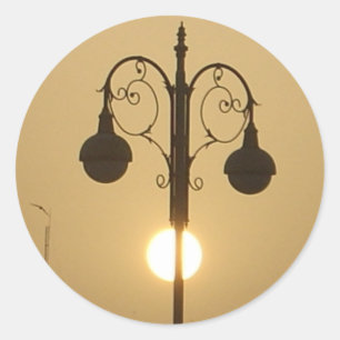 Sticker Rond Charme victorien : Posts Vintage Streetlight