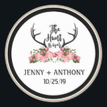 Sticker Rond Chasse est sur Rustic Antler Floral Save Date Seal<br><div class="desc">Flore romantique La chasse est sur le cerf Antler Typographie Mariage Deer Buck Mariage Enregistrer la date Sceau - Whimsical Rustic Vintage Mariage Enregistrer la date Sceau. Veuillez le personnaliser avec votre propre occasion de texte-en conséquence ou cliquez sur le bouton "Customiser" pour aller à l'outil de conception où vous...</div>