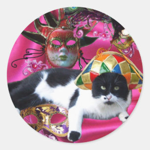 STICKER ROND CHAT AVEC CASQUETTE HARLEQUIN ET MASQUERADE DE FÊT