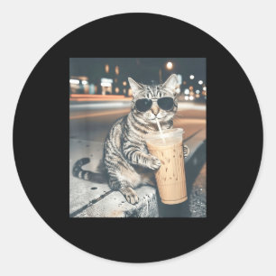 Sticker Rond Chat buvant du café glacé mème animal drôle hommes