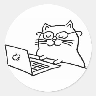 Sticker Rond Chat travaillant sur ordinateur portable
